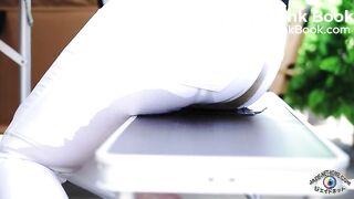 Woman 1eaking shit at the beer garden