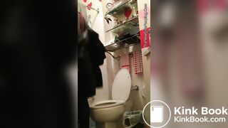 Home and public poops