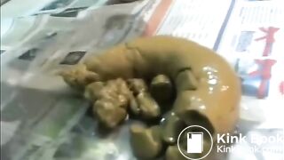 Sexy ebony pooping - video 123