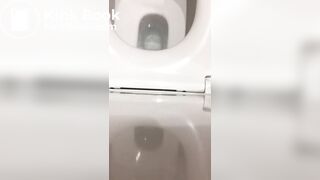 Poop on restaurant spycam - video 3