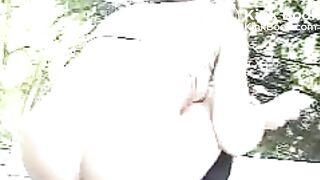 Sexy pooping - video 102