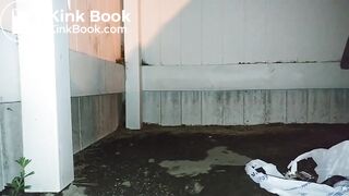 thick ass white trash poops in the backyard