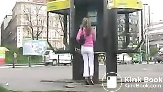 Sandra poops her white pants in the city