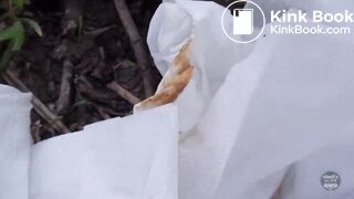 jap girls poop outdoor