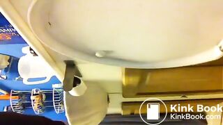 Old lady pooping - video 2