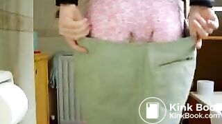 Upskirt Panty poop