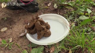Big shit feeding off a plate.