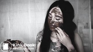 Sexy Betty eats shit