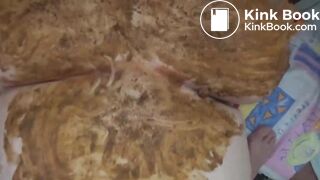 Guy smears shit over his cock and his chubby girlfriend