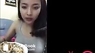 Thai Girl eat papaya salad and diarrhea