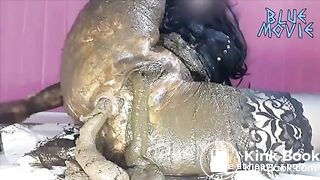 Shit in pussy lady scat / mierda en la concha