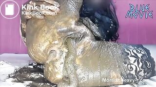 Shit in pussy lady scat / mierda en la concha