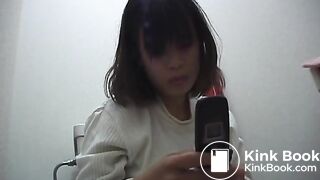 japanese girl pooping 2