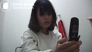 japanese girl pooping 2