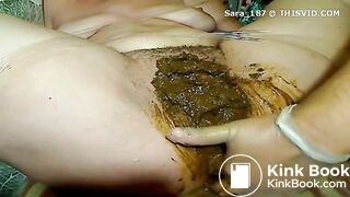 Chubby Russian Broads Scat Fisting Pussy On Webcam