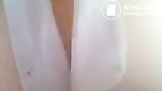 Sujando o pau de merda