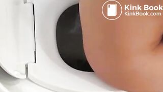 Sexy tanned chick toilet diarrhea farting