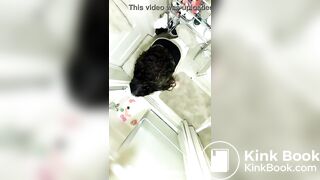 ANother lady pooping