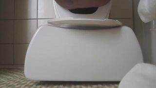 Sexy pooping - video 5