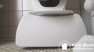 Sexy pooping - video 5
