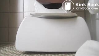 Sexy pooping - video 5