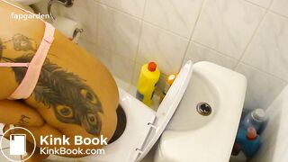 tattooed girl on toilet 8