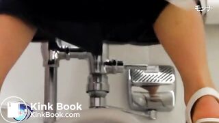 Asian toilet voyeur 2