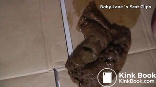 Sexy Blonde Babe Licks Poop