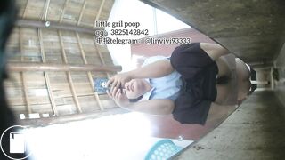 High-quality girls pooping in the toilet 9