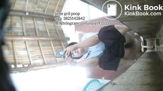 High-quality girls pooping in the toilet 9