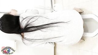 Japanese girls in the toilet (edited)