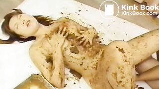 Japanese Female Scat