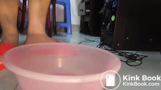 Cute girl Shitting made in china 3