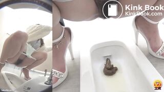 Japanese Toilet pooping - video 4