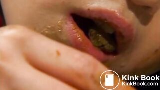 Japanese Scat Shitting and puking at the same time