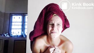 Oops ! Can't hold it anymore !