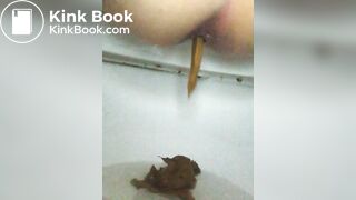 korean girls poop enjoy - video 3