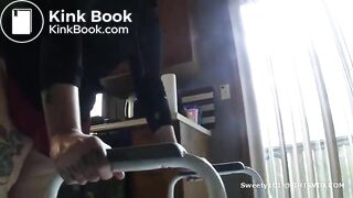 Madame Du b scat feeding side on view.