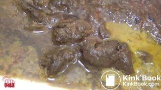 Broken toilet - video 2