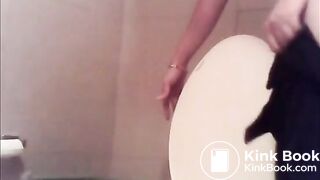 girl pooping on home toilet (voyeur)