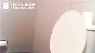 girl pooping on home toilet (voyeur)