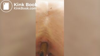 Quick Clip of A Fat Ass BBW Shitting A Really Long Turd