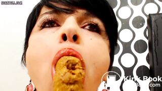 Poop in white pantyhose