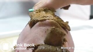 Sexy Girl pooping - video 15