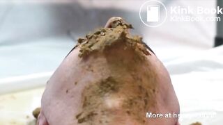 Sexy Girl pooping - video 15