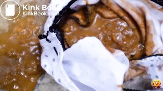 Schoolgirl shit at the building part1