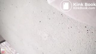 Women are excreting like dogs