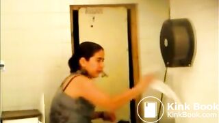 Teen shitting On shittytube.mp4