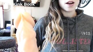 Summer_Fox Webcam Dildoes & lush