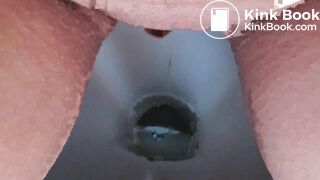 Hot chick pooping - video 2